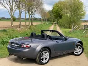 Mazda MX-5 thumbnail 5