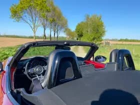 Mazda MX-5 thumbnail 25