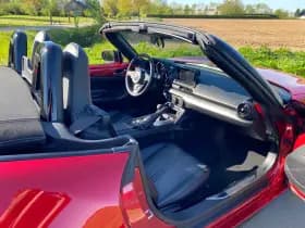 Mazda MX-5 thumbnail 27