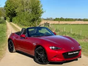 Mazda MX-5 thumbnail 7