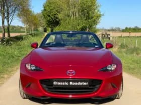 Mazda MX-5 thumbnail 8