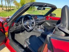 Mazda MX-5 thumbnail 10
