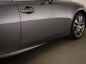 Lexus IS thumbnail 24
