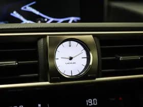 Lexus IS thumbnail 5