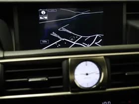 Lexus IS thumbnail 44