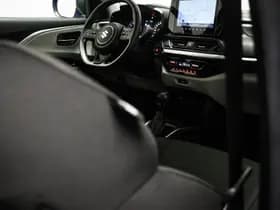 Suzuki Swift thumbnail 11