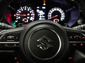 Suzuki Swift thumbnail 30