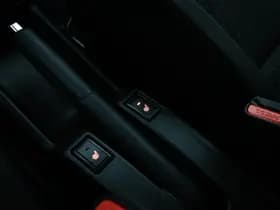 Suzuki Swift thumbnail 33