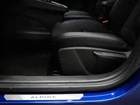 Renault Clio thumbnail 32