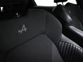 Renault Clio thumbnail 10