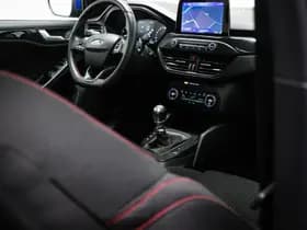 Ford Focus thumbnail 11
