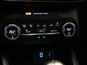 Ford Focus thumbnail 45