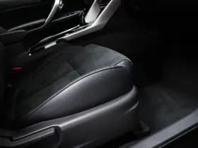 Mitsubishi Eclipse Cross thumbnail 8