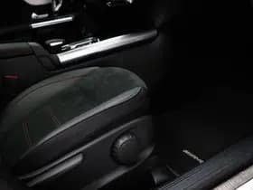 Mercedes-Benz GLA thumbnail 11