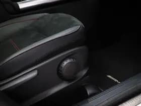 Mercedes-Benz GLA thumbnail 14