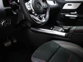 Mercedes-Benz GLA thumbnail 32