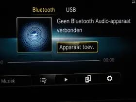 Mercedes-Benz GLA thumbnail 50