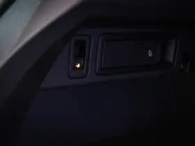 Volkswagen Tiguan thumbnail 16
