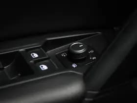 Volkswagen Tiguan thumbnail 31