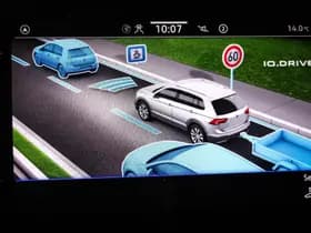 Volkswagen Tiguan thumbnail 50