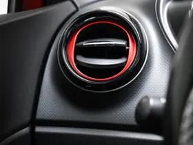 Renault Captur thumbnail 28