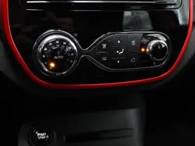 Renault Captur thumbnail 36