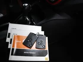 Renault Captur thumbnail 42