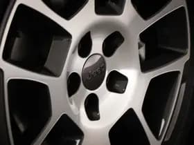 Jeep Renegade thumbnail 24