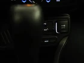 Jeep Renegade thumbnail 38