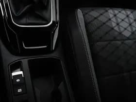 Volkswagen T-Roc thumbnail 35