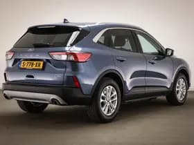 Ford Kuga thumbnail 2