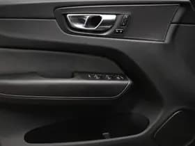 Volvo XC60 thumbnail 25