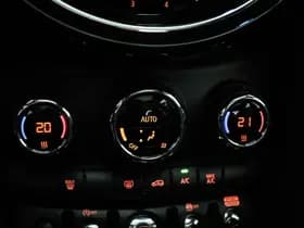 MINI Cooper thumbnail 38