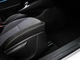 Renault Captur thumbnail 9
