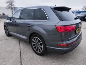 Audi Q7 thumbnail 4