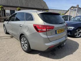 Kia Cee'd thumbnail 5