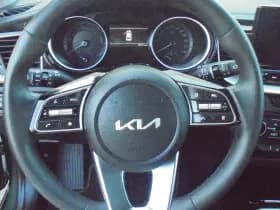 Kia Ceed thumbnail 25