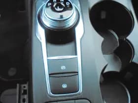 Ford Kuga thumbnail 33