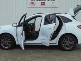 Ford Kuga thumbnail 5