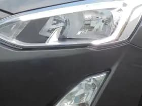 Ford Focus thumbnail 13