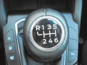 Ford Focus thumbnail 32