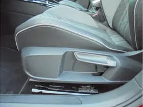 Volkswagen Golf thumbnail 23