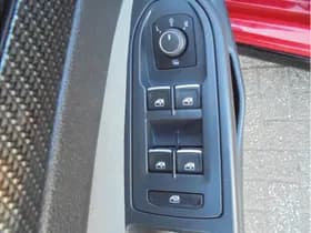 Volkswagen Golf thumbnail 25