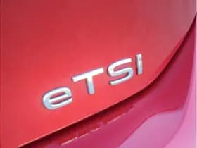 Volkswagen Golf thumbnail 32