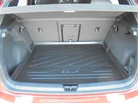 Volkswagen Golf thumbnail 10