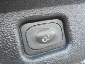 Ford S-Max thumbnail 11