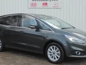 Ford S-Max thumbnail 3