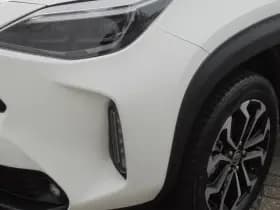 Toyota Yaris thumbnail 13