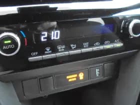 Toyota Yaris thumbnail 22