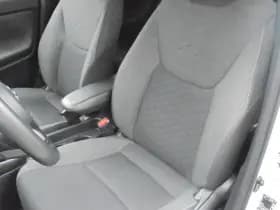 Toyota Yaris thumbnail 27